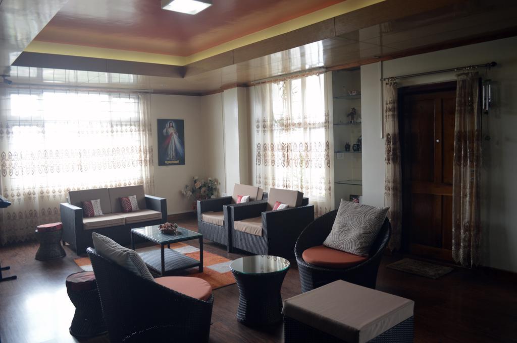 Orange Homestay シロン エクステリア 写真