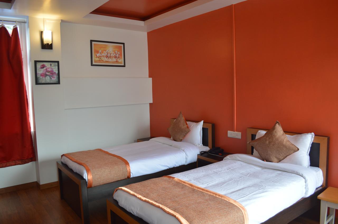 Orange Homestay シロン エクステリア 写真